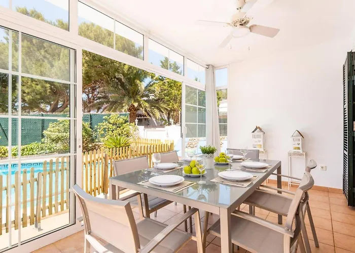 Bini Mestral By Villa *