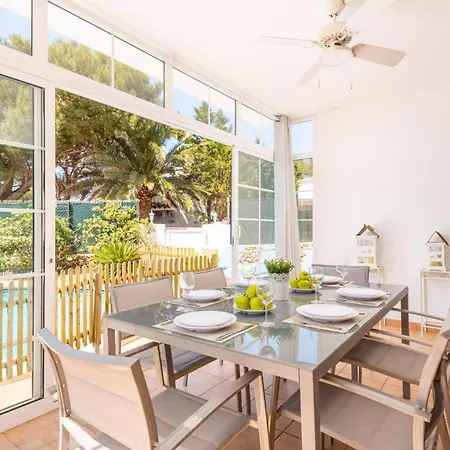 Bini Mestral By Villa *